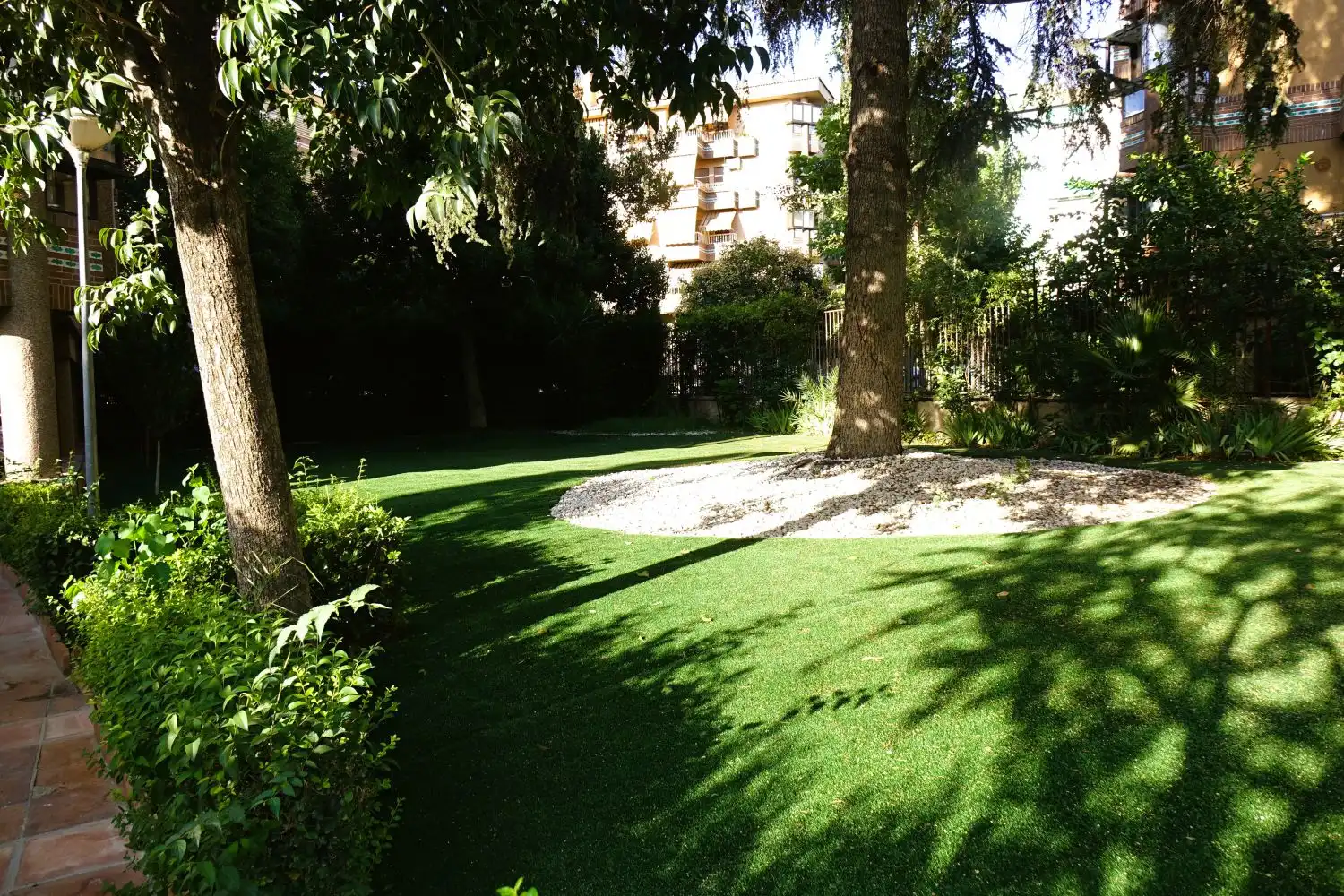 Jardín de Piso en venta en Granada con Terraza, Balcón y Piscina comunitaria