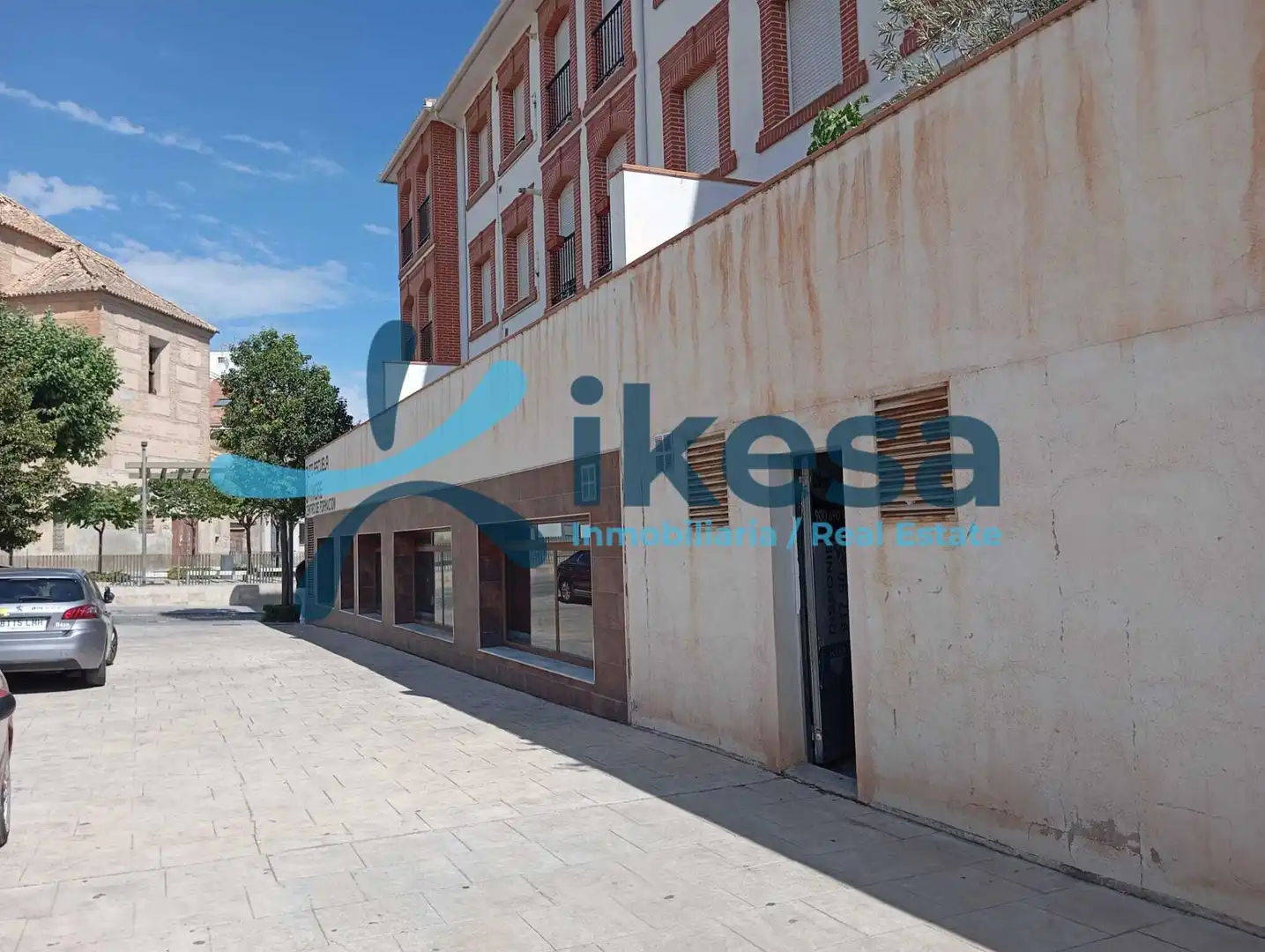 Local comercial en venda a Baza