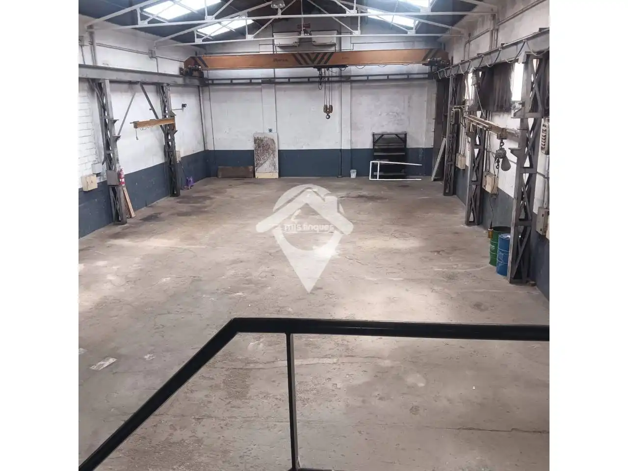 Industrial building for sale in Can Feu - Gràcia