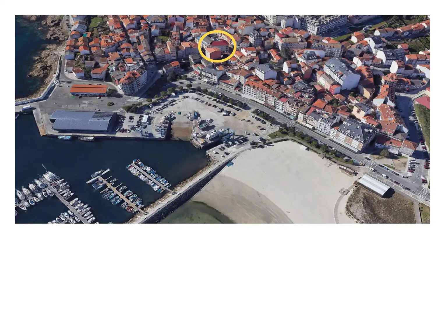 Exterior view of Flat for sale in Sanxenxo  with Parquet flooring, Terrace and Oven
