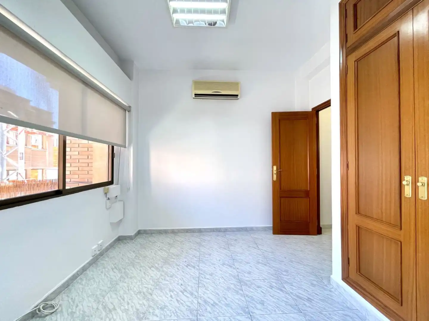 Büro mit Aufzug zur Miete in General Lacy 3, imagen 6