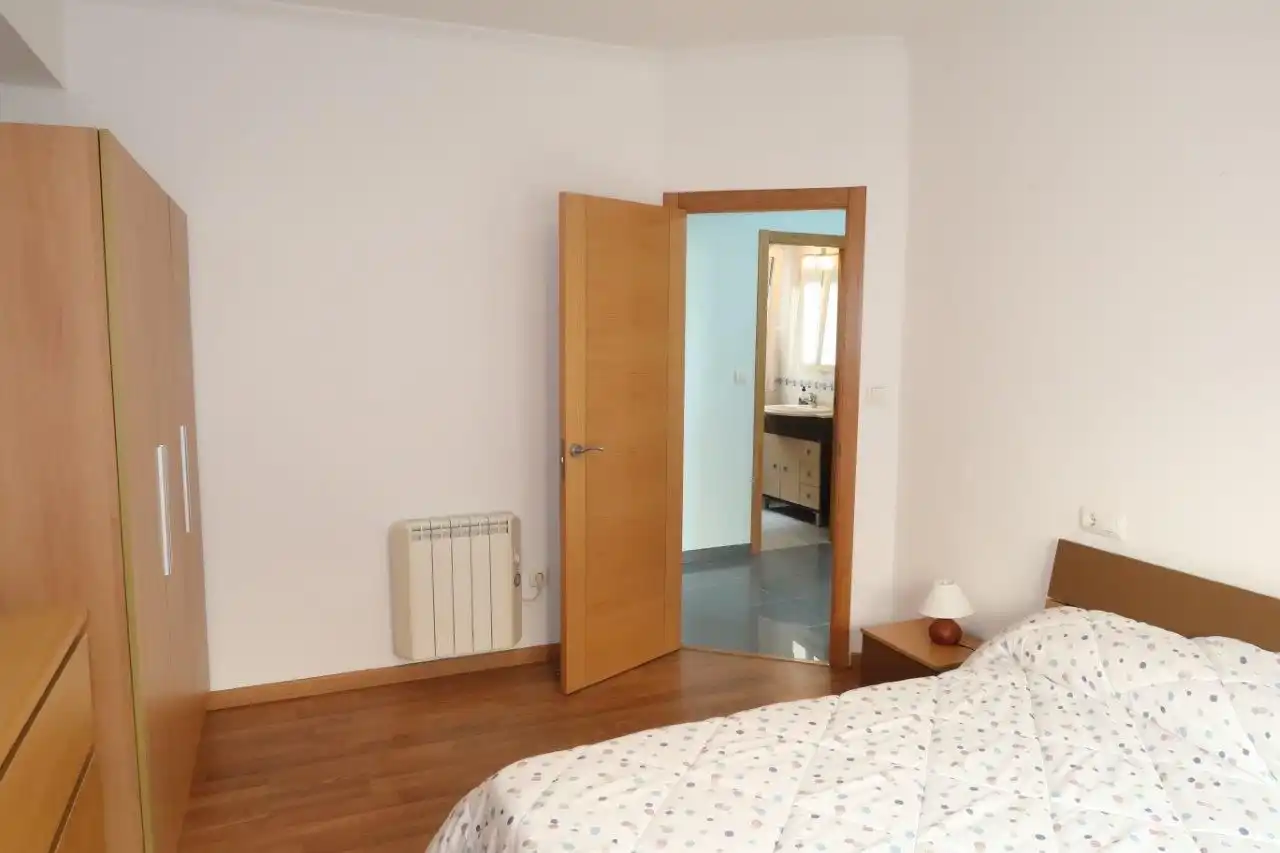 Bedroom of Flat for rent in A Coruña Capital   with Parquet flooring and Furnished