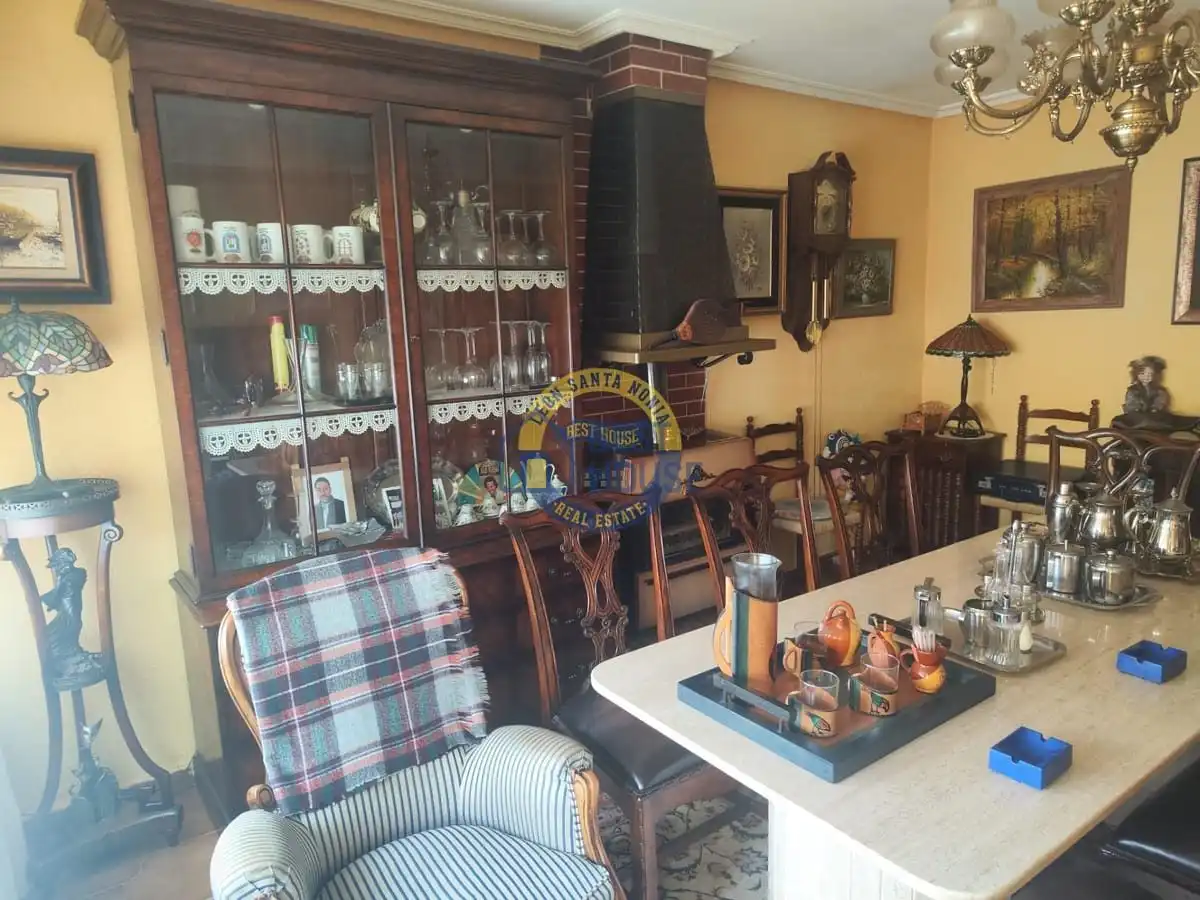 Dining room of Houses for sale in Villanueva de las Manzanas, León