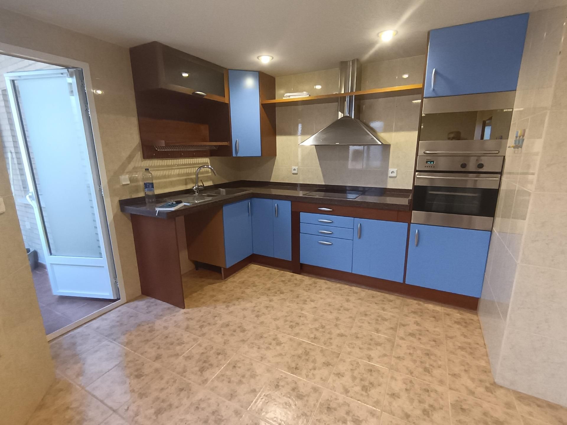 Kitchen of Flat for sale in Puertollano  with Air Conditioner and Balcony