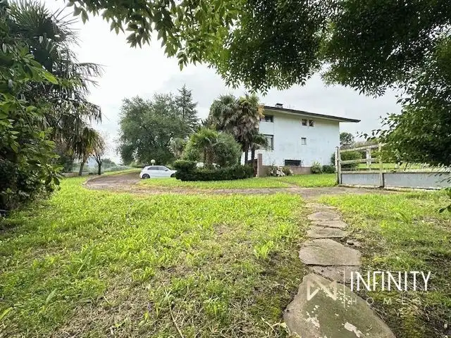 Vista exterior de Casa o chalet en venta en Lezama con Calefacción, Jardín privado y Terraza