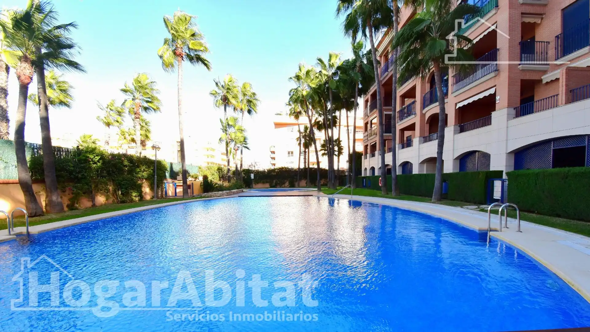 Jardín de Piso en venta en Dénia con Jardín privado, Terraza y Amueblado