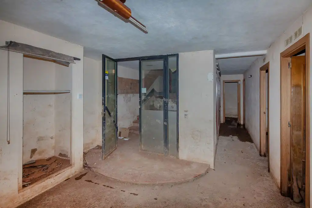 Commercial properties for sale in Alzira