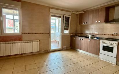 Kitchen of Duplex for sale in Lugo Capital  with Heating, Parquet flooring and Terrace