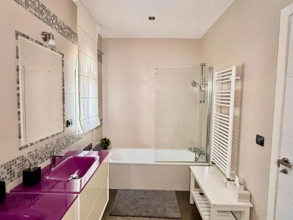 Bathroom of Houses for rent in Estepona  with Air Conditioner, Heating and Private garden