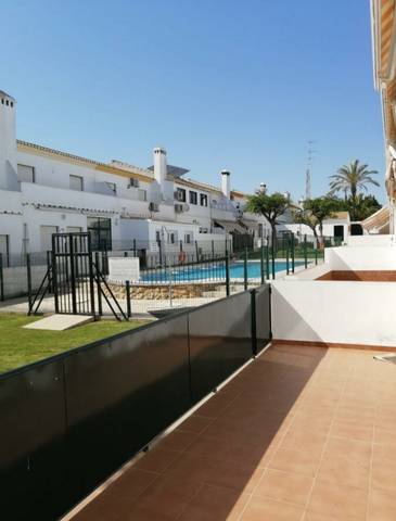 Casa-chalet en Alquiler en Calle Almirante Cervera, 80 en El Rompido