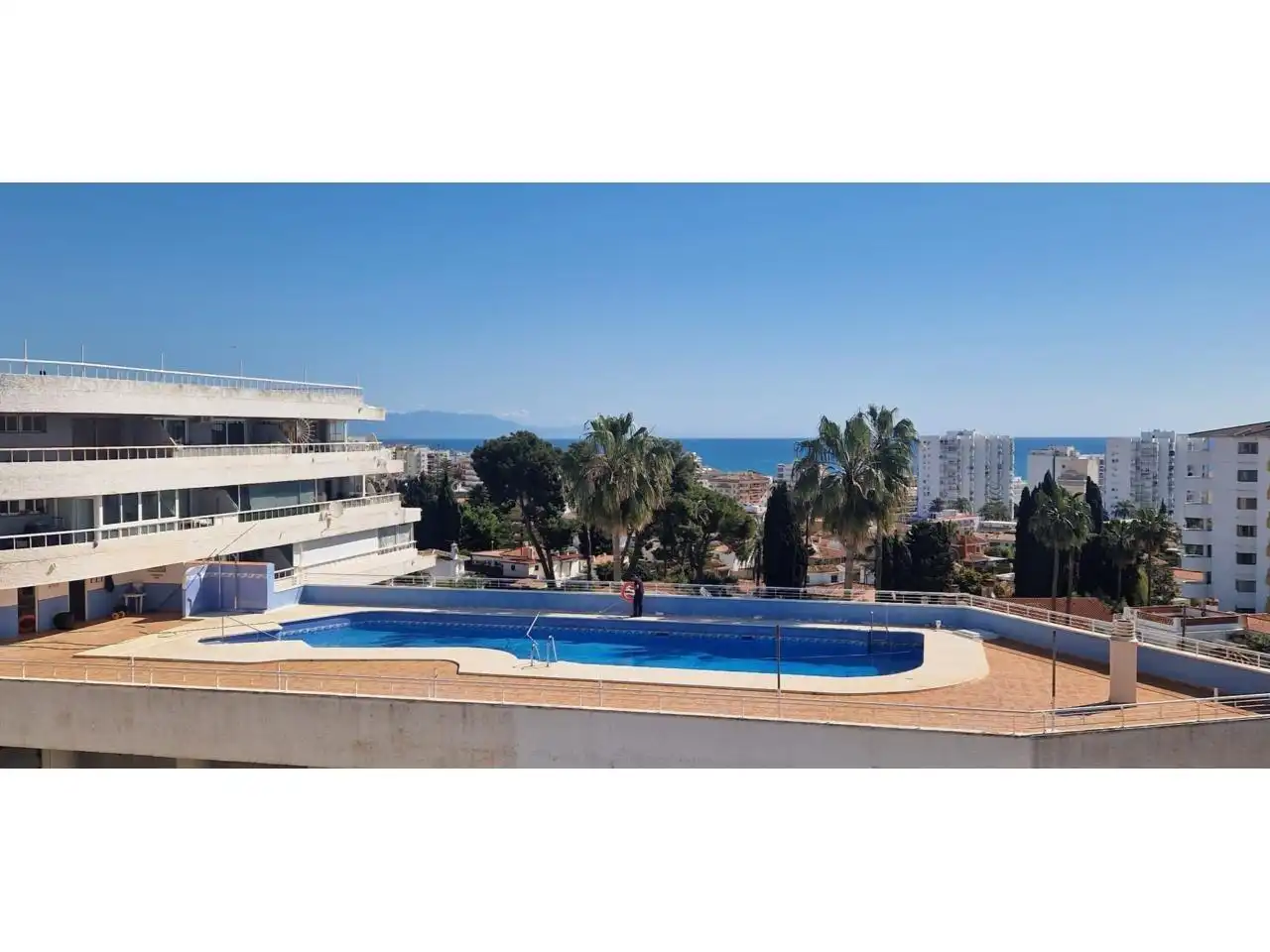 Piscina de Apartament en venda en Benalmádena amb Aire condicionat, Jardí privat i Terrassa