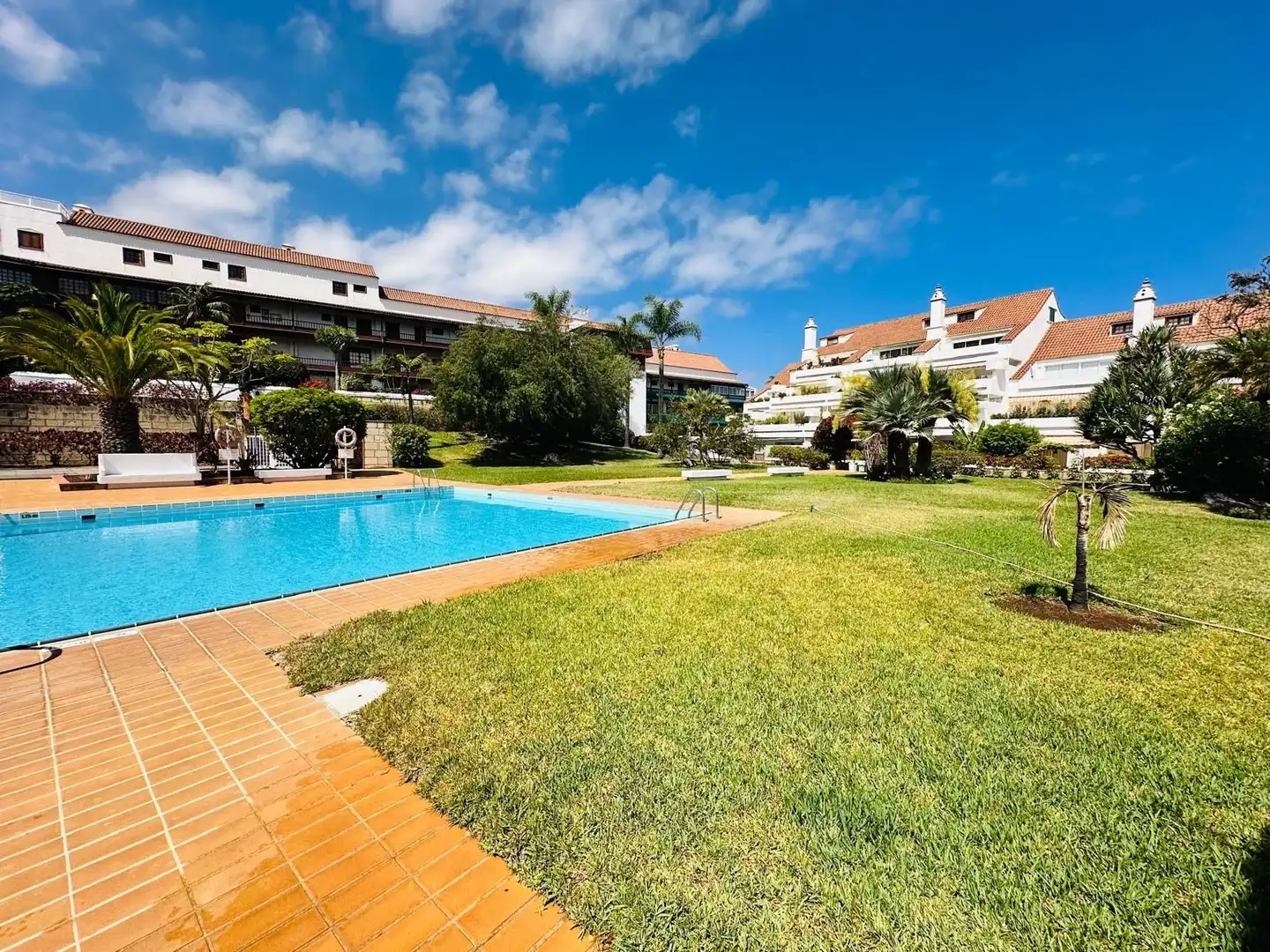 Vista exterior de Apartamento en venta en Puerto de la Cruz con Terraza y Piscina comunitaria