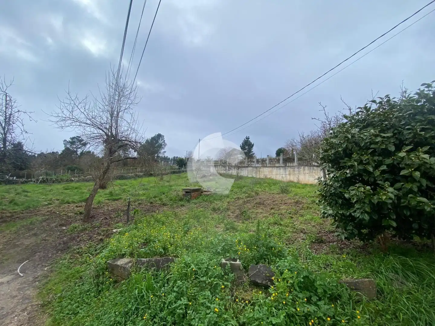 Houses for sale in Toén  with Private garden