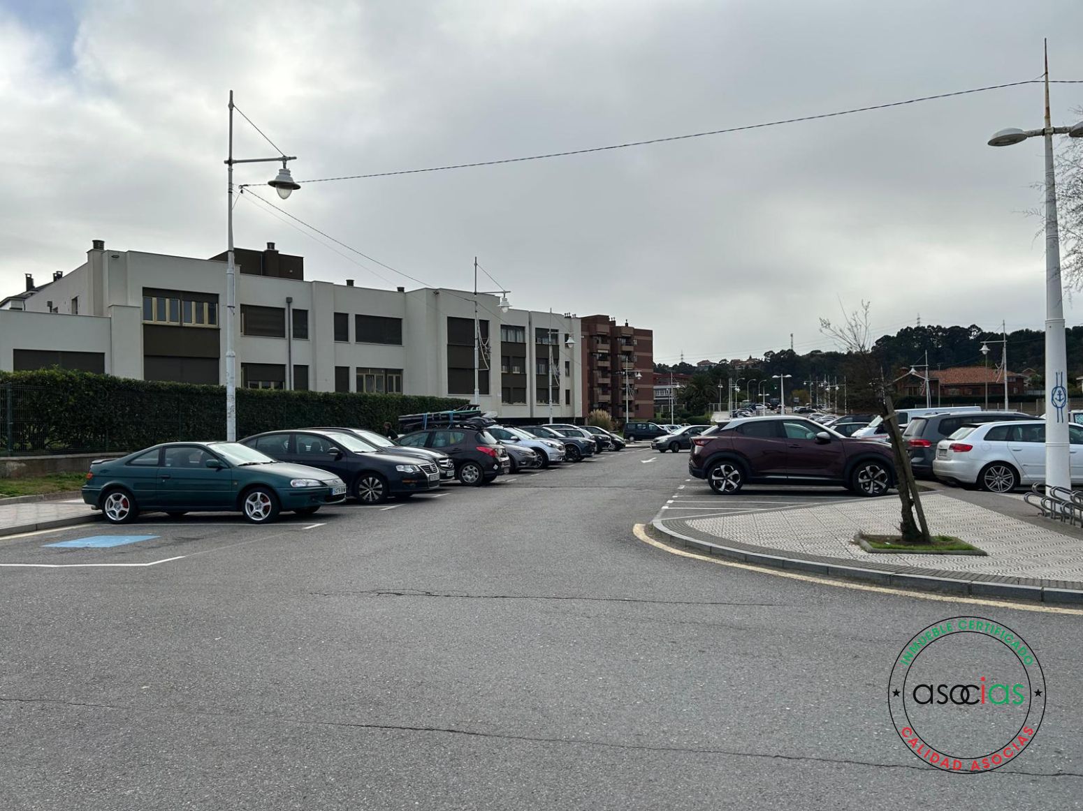 Aparcament de Local en venda en Castrillón
