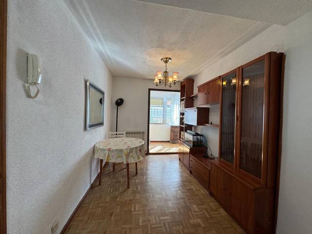 Piso en Alquiler en Aluche