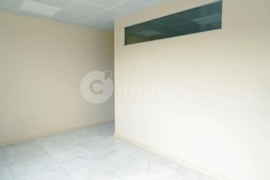Büro zur Miete in Lleida mit Klimaanlage und Heizung