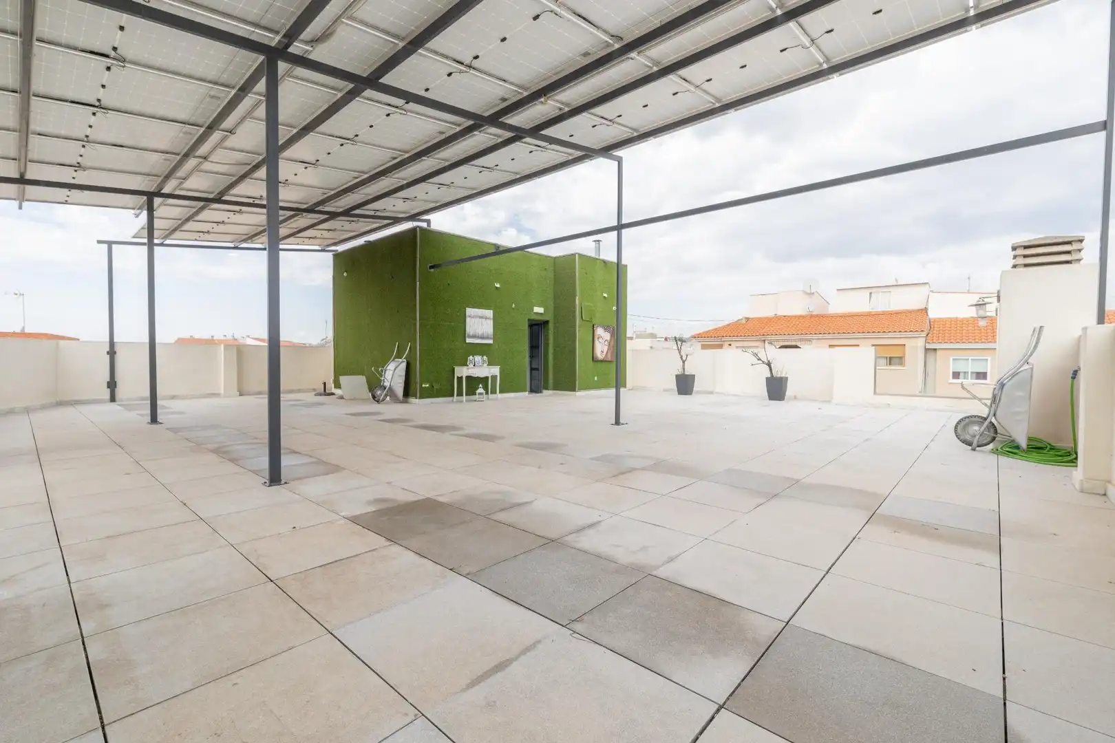 Edificio en venta en Avenida Juan Carlos I, Campos del Río
