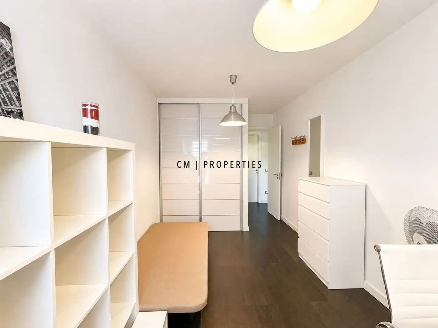 Habitación de Piso de alquiler en Paterna con Aire acondicionado, Calefacción y Parquet