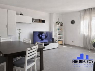 Piso con ascensor en venta en Casco Urbano