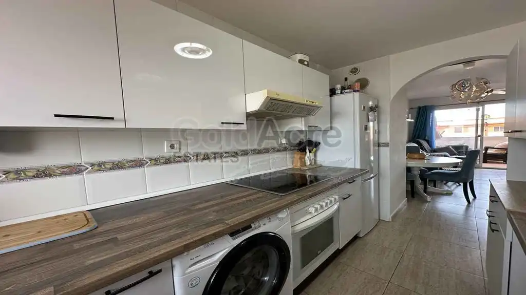 Kitchen of Apartments for sale in La Oliva