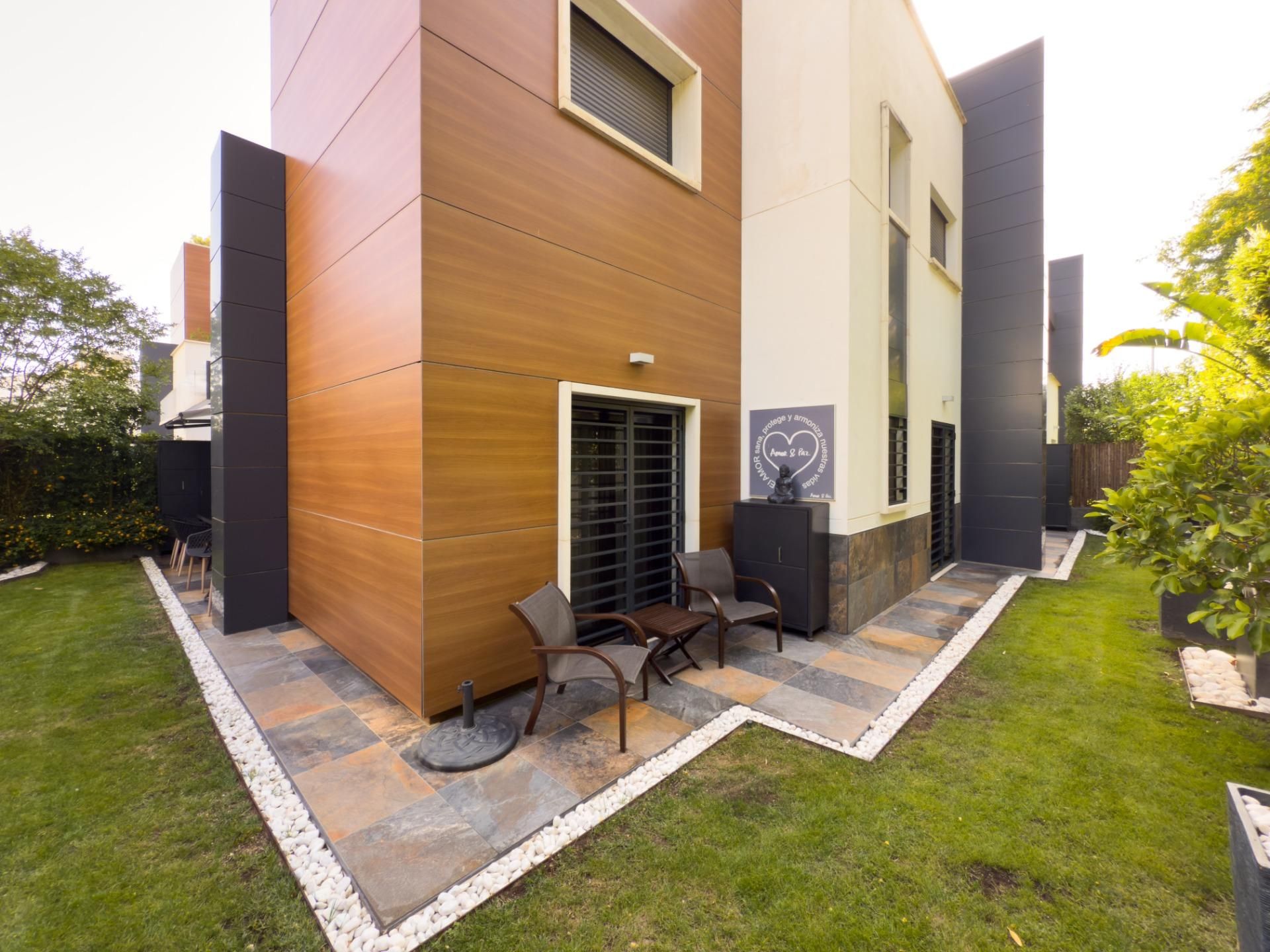 Terrassa de Planta baixa en venda en  Córdoba Capital amb Aire condicionat, Calefacció i Jardí privat