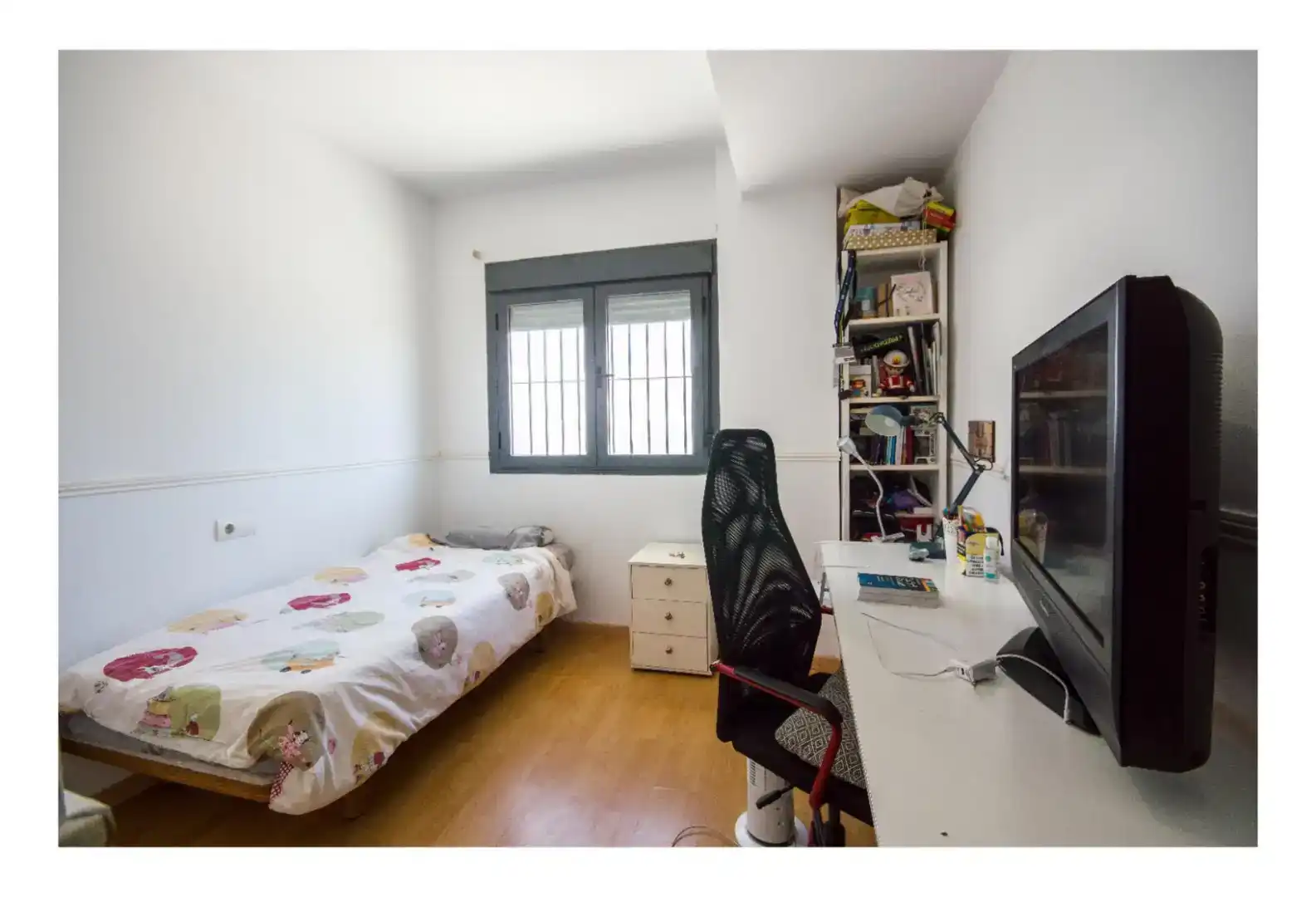 Habitación de Casa adosada en venta en Puerto Real con Aire acondicionado, Jardín privado y Parquet