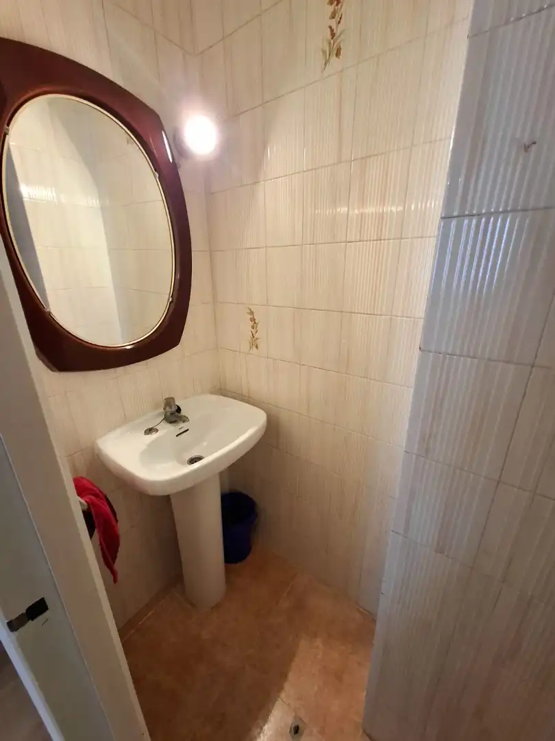 Badezimmer von Wohnung zum Verkauf in Valencia mit Möbliert und Balkon