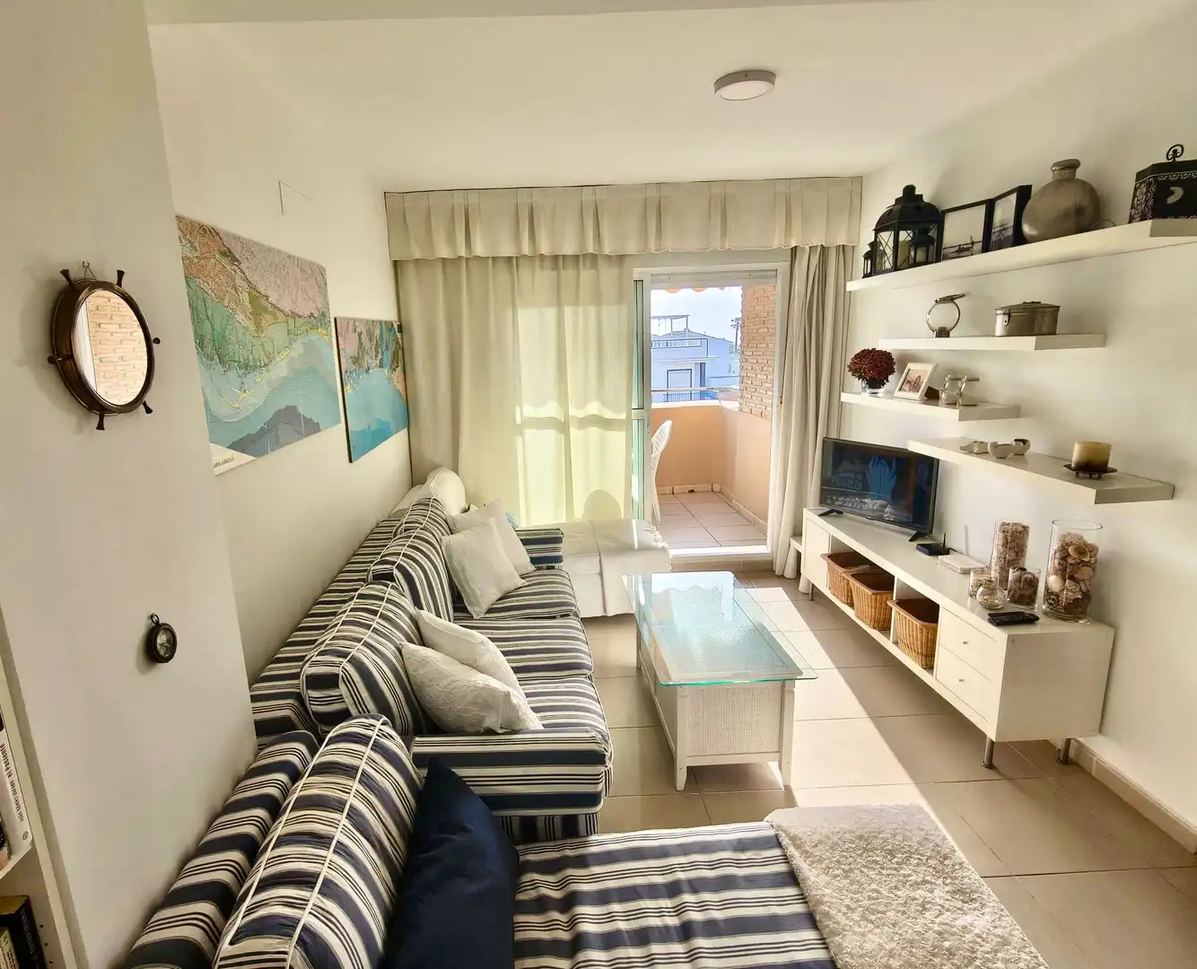 Sala d'estar de Dúplex en venda en La Antilla amb Terrassa, Traster i Moblat