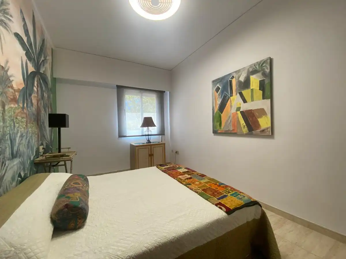 Dormitori de Pis de lloguer en Dénia amb Aire condicionat, Calefacció i Terrassa