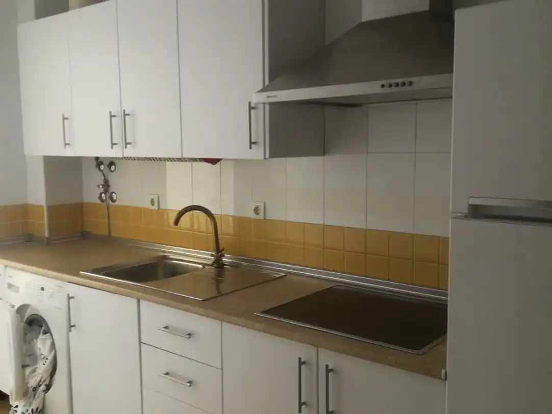Cocina de Piso en venta en Pilas con Terraza, Trastero y Amueblado