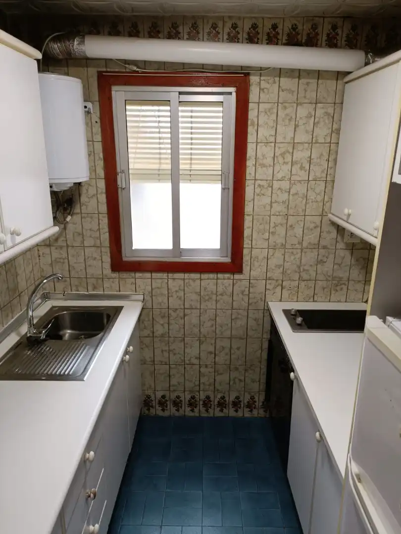 Cocina de Piso de alquiler en Granada con Calefacción, Terraza y Amueblado