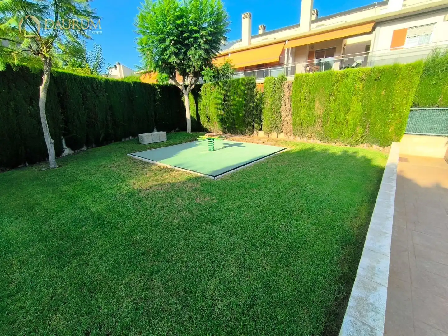 Jardí de Casa adosada en venda en Sant Joan d'Alacant amb Aire condicionat, Terrassa i Piscina
