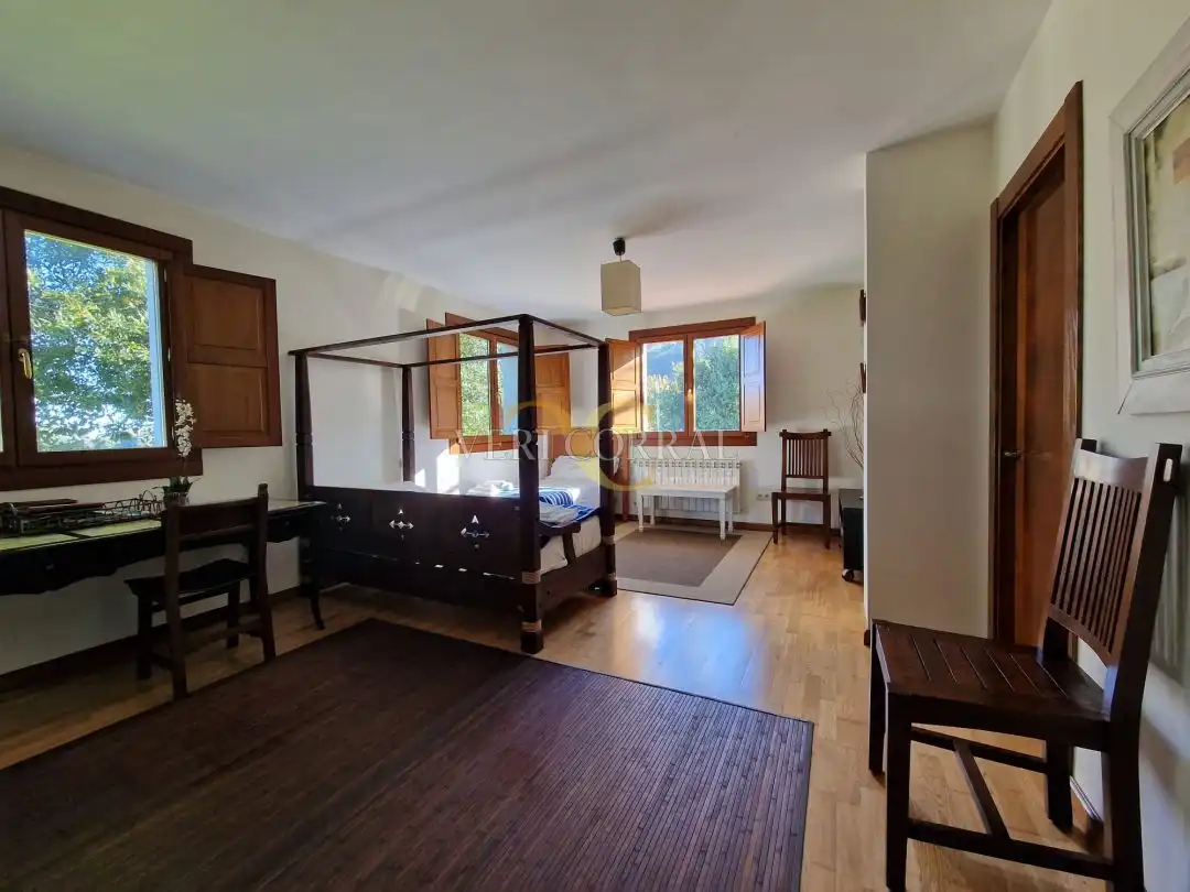Schlafzimmer von Haus oder Chalet zum Verkauf in Llanes mit Heizung, Privatgarten und Terrasse