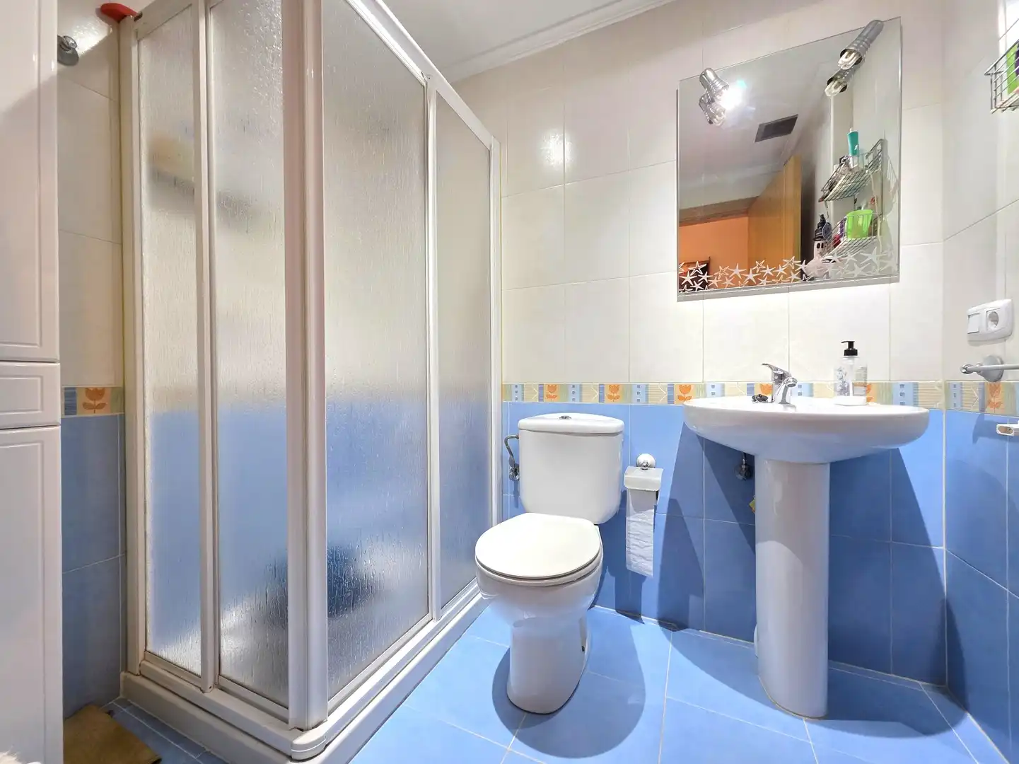 Bathroom of Flat for sale in Corvera de Asturias  with Heating and Storage room