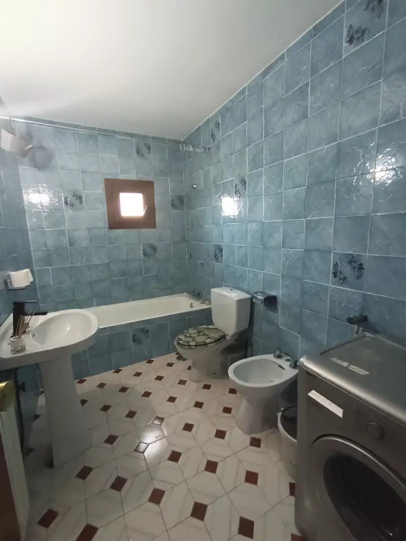 Badezimmer von Wohnung zur Miete in Cervera de Buitrago mit Heizung, Terrasse und Möbliert