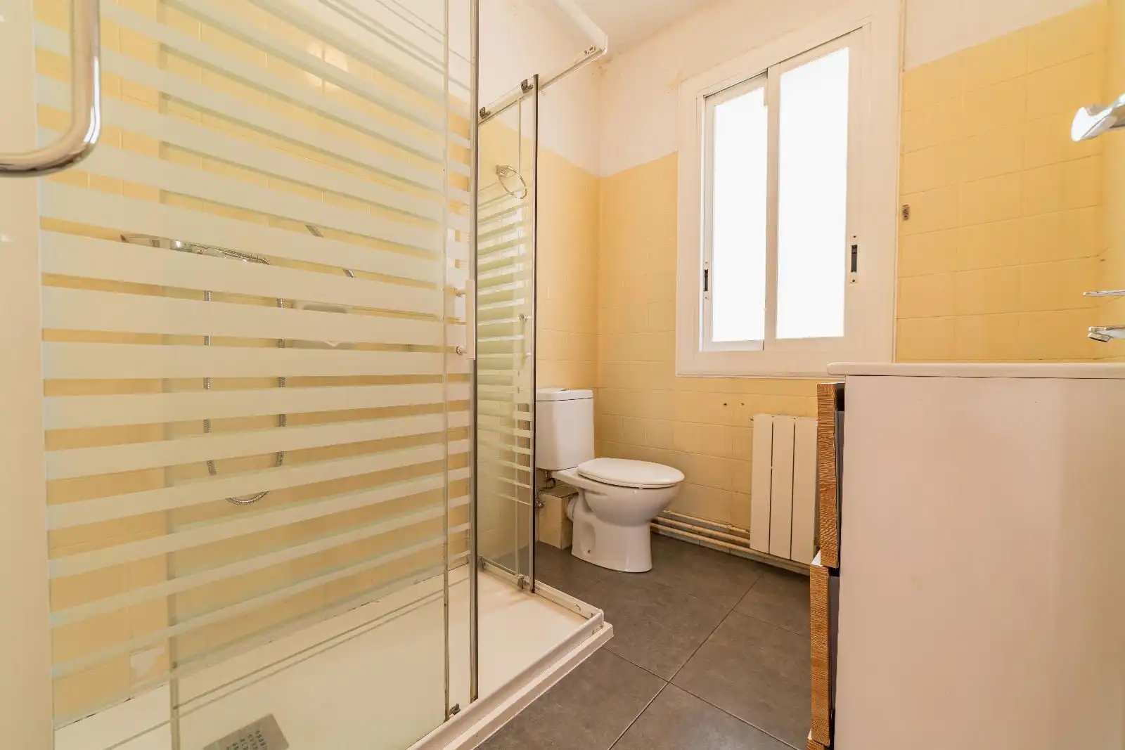 Terraced house with garden for sale in de la mercè, imagen 17