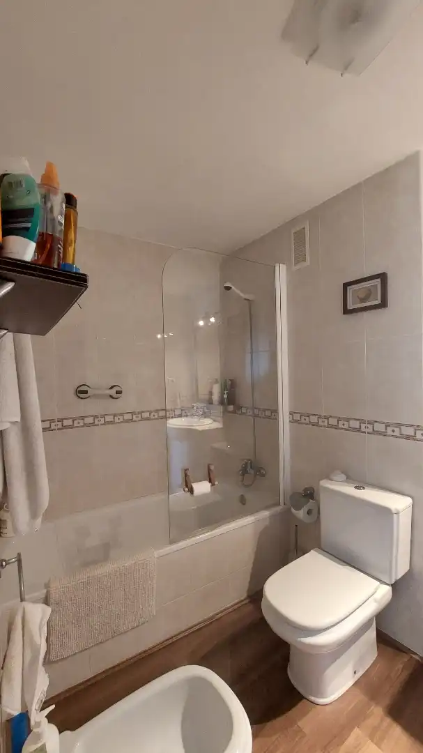 Bany de Apartament en venda en La Manga del Mar Menor amb Terrassa, Moblat i Forn