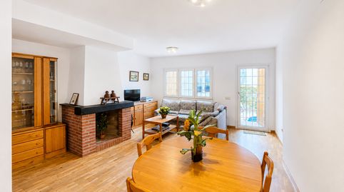 Foto 3 de Casa adosada en venta en Maçanet de Cabrenys, Girona