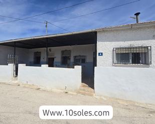 Vista exterior de Finca rústica en venda en Callosa de Segura amb Jardí privat, Terrassa i Traster