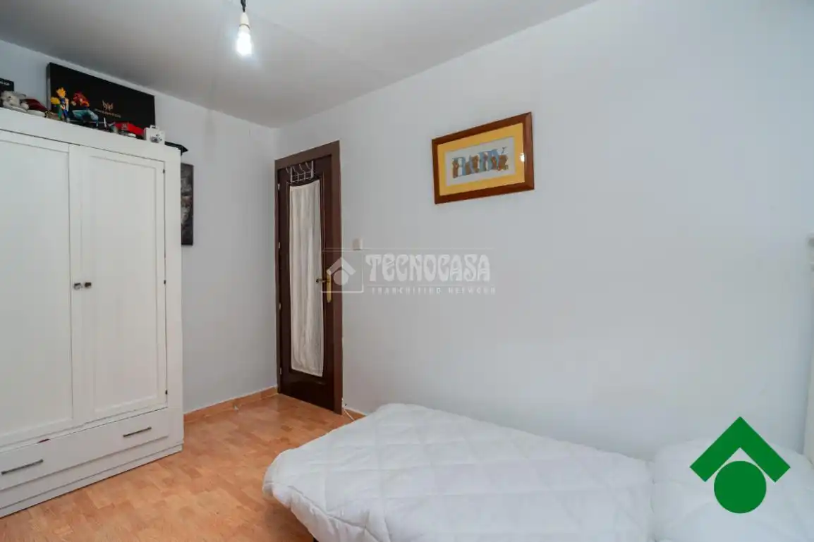 Schlafzimmer von Einfamilien-Reihenhaus zum Verkauf in Albolote