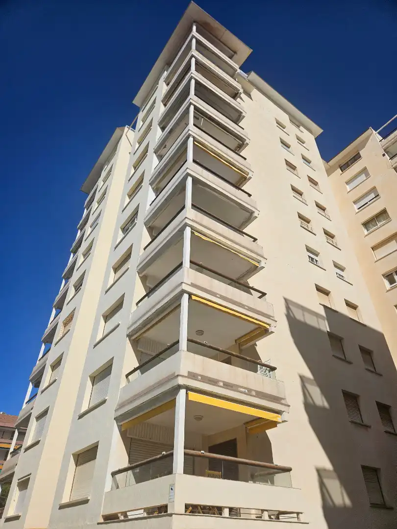 Vista exterior de Apartamento en venta en Torredembarra con Calefacción, Terraza y Amueblado