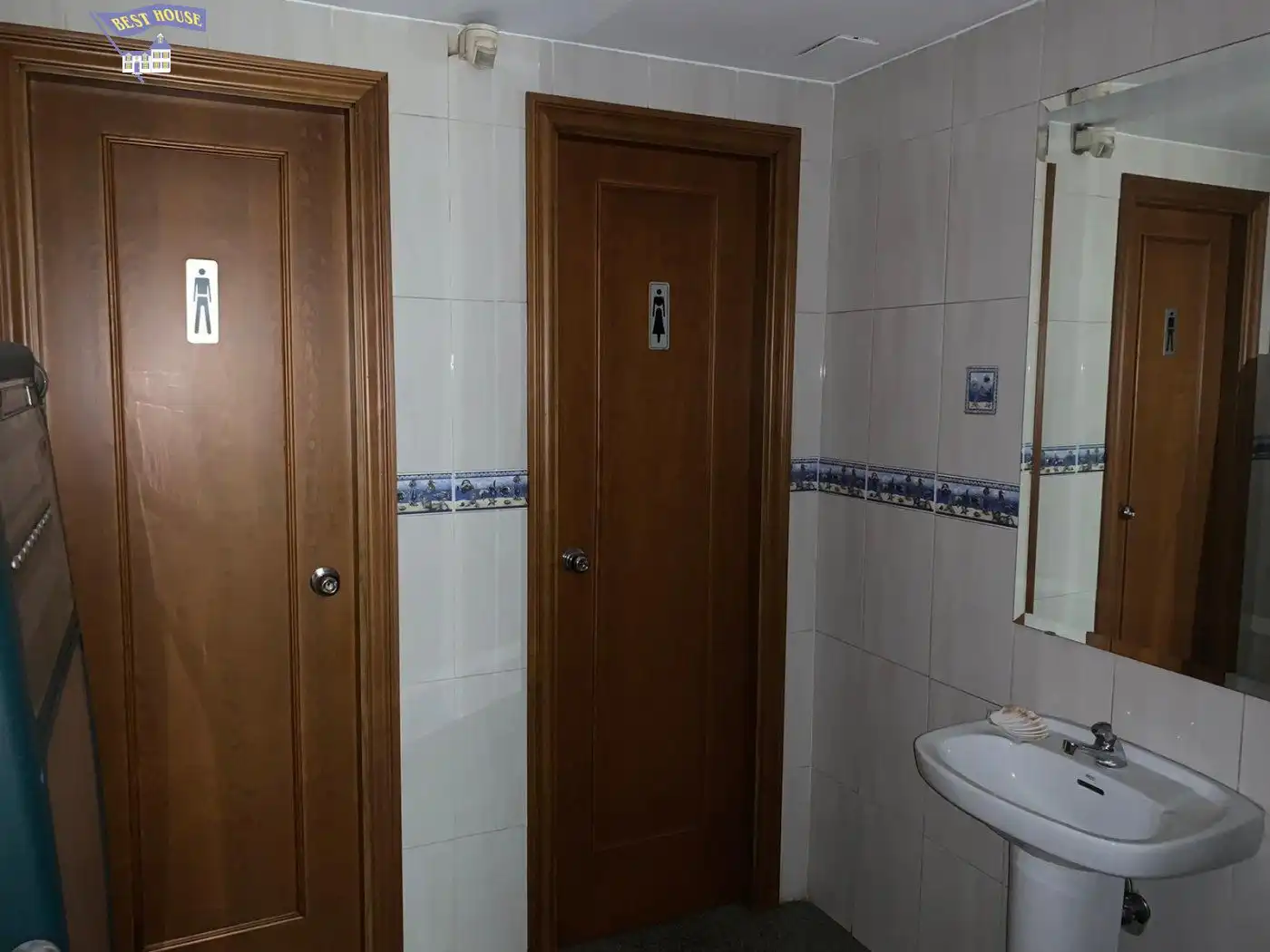 Local en venta en Casc Antic