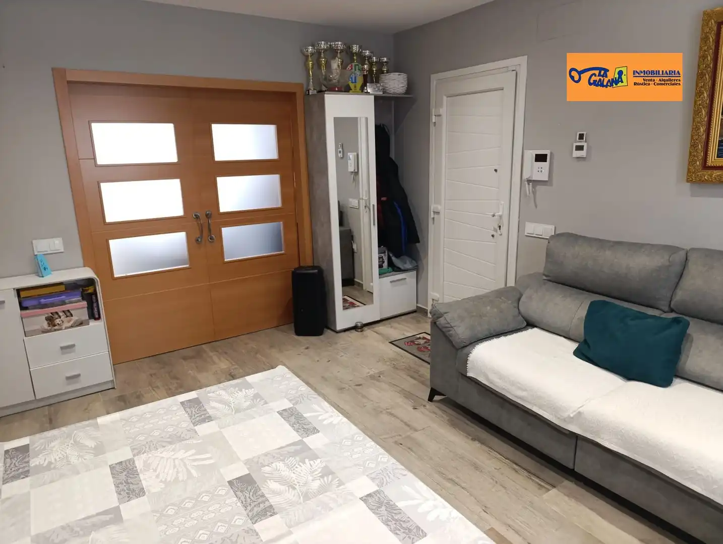 Sala d'estar de Casa o xalet en venda en Valdepeñas amb Calefacció i Traster