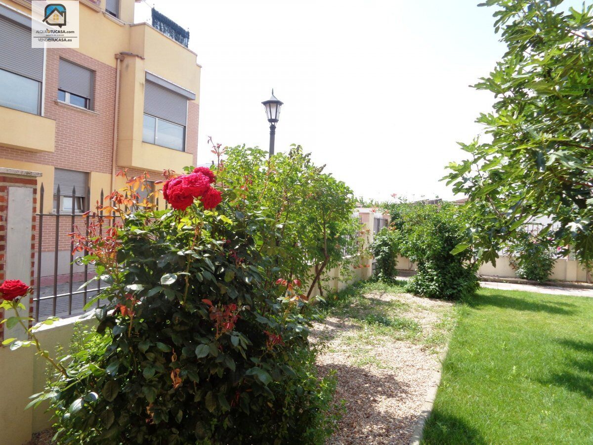 Garden of House or chalet for sale in Santovenia de Pisuerga  with Heating and Terrace