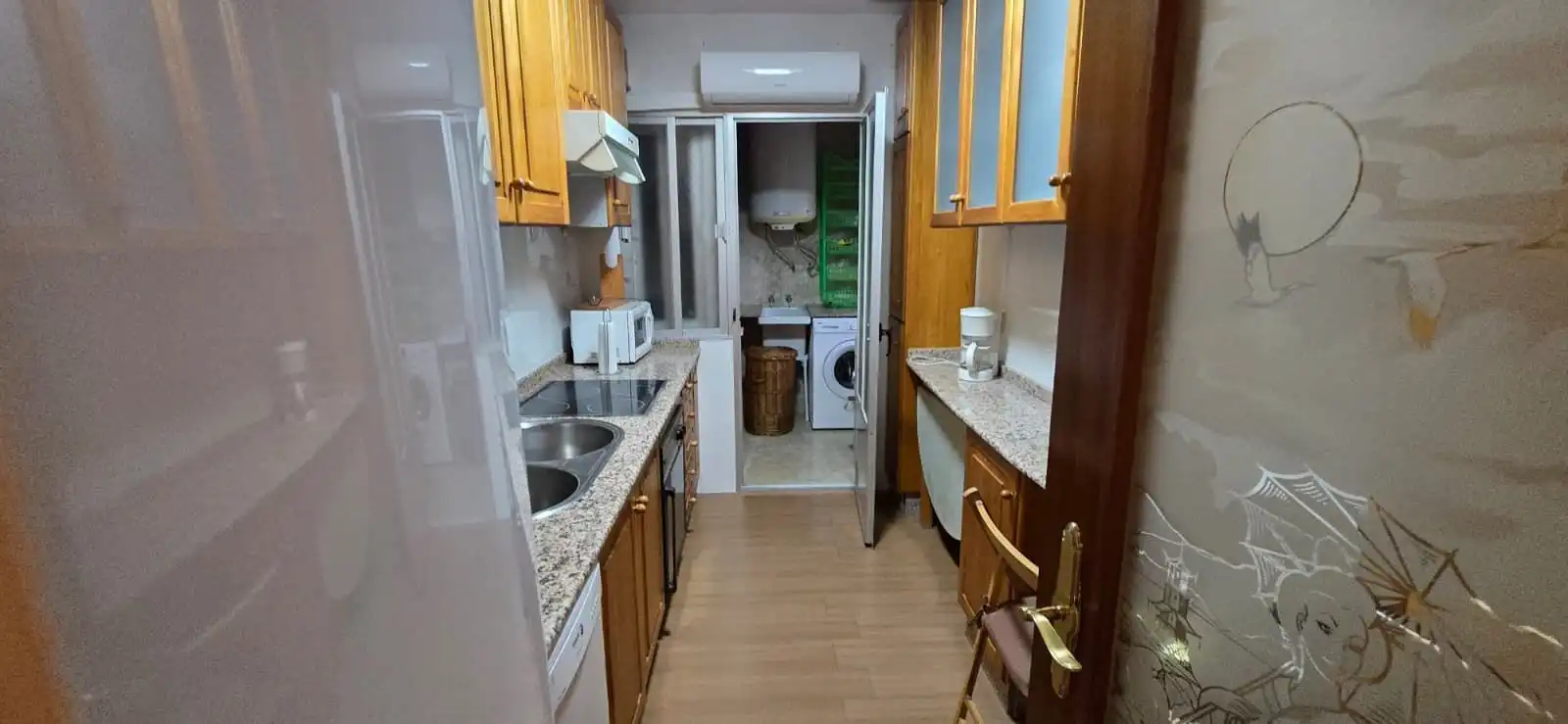 Kitchen of Flat for sale in Argamasilla de Calatrava  with Air Conditioner, Terrace and Furnished
