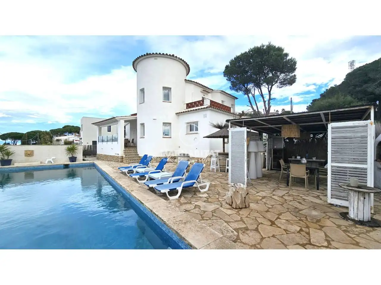 Casa con piscina en venta en Port - La Cota - Puig Sec, imagen 2