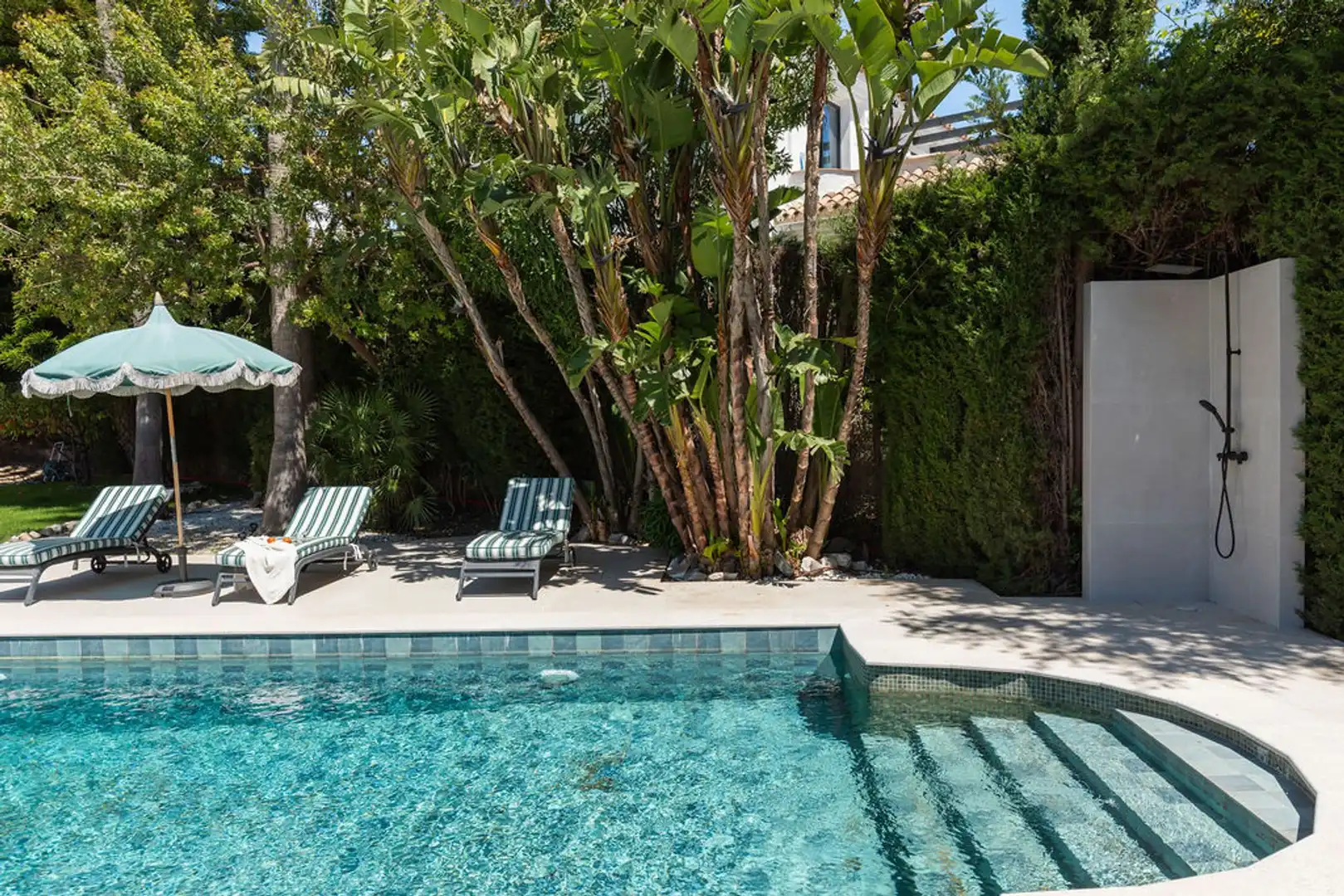Piscina de Casa o chalet en venta en Benahavís con Terraza