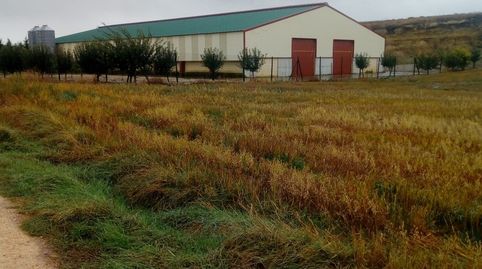 Foto 5 von Fabrikhallen zum Verkauf in Calle Tirgo, Cuzcurrita de Río Tirón, La Rioja