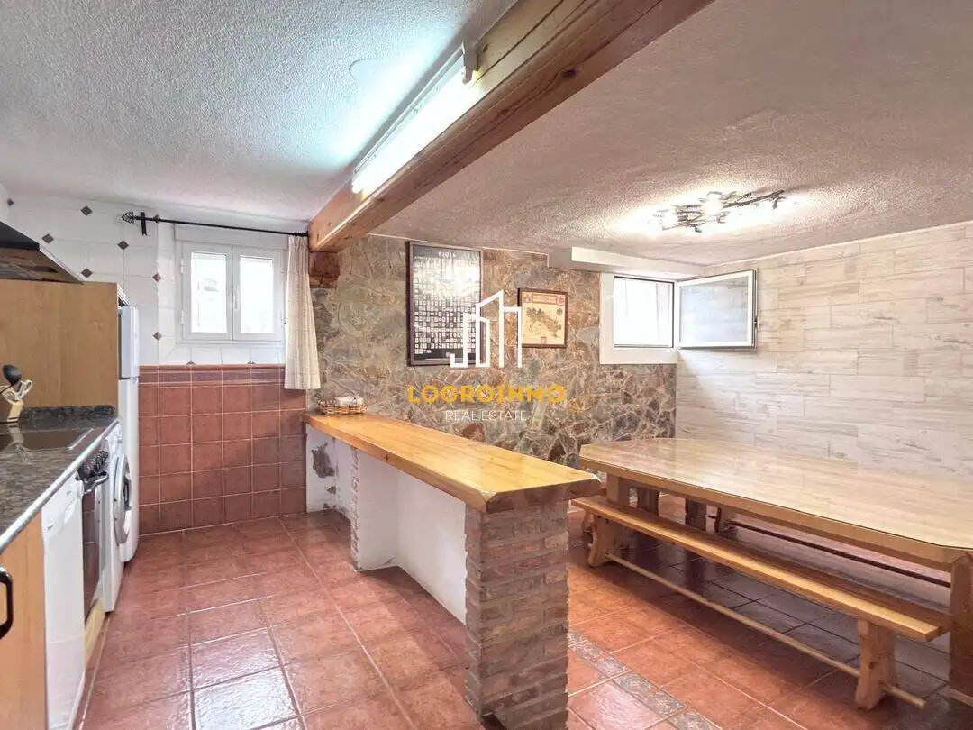 Casa o chalet en venta en El Redal con Calefacción, Trastero y Piscina
