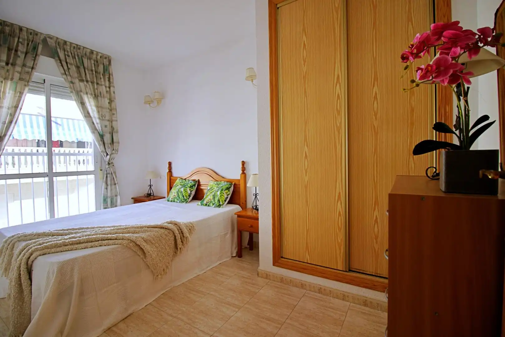 Bedroom of Flat for sale in Torrevieja  with Terrace, Furnished and Balcony